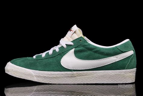 Green Bruin. Nike.com